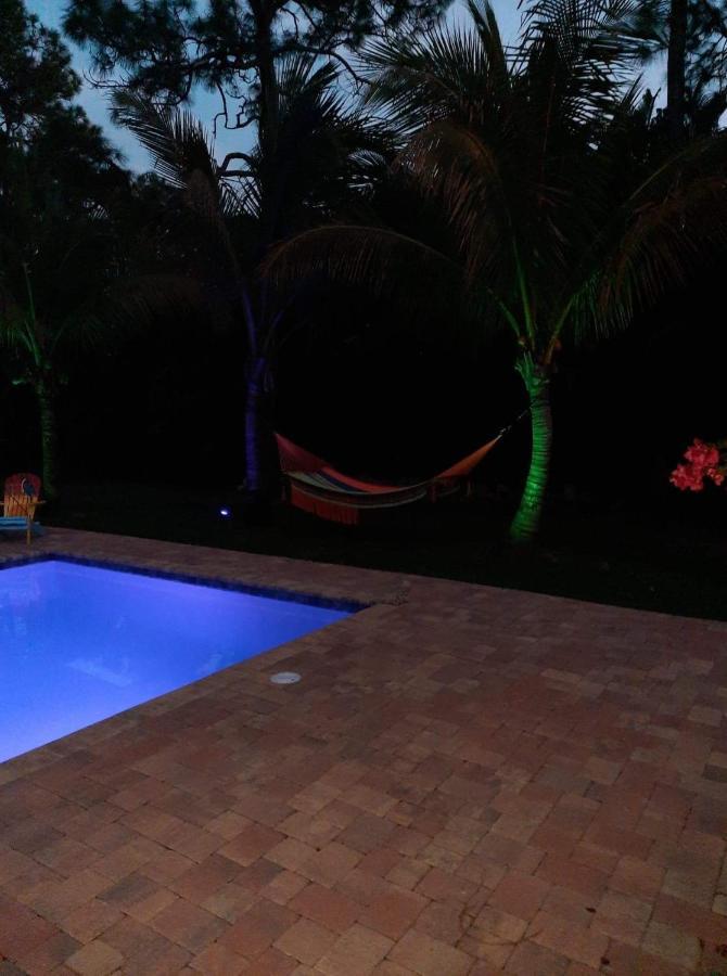 Private Tropical Paradise Guesthouse! Loxahatchee Esterno foto